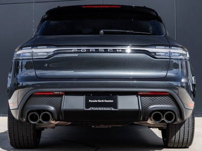 2026 Porsche Macan AWD