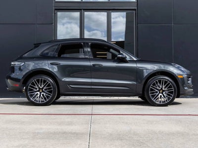 2026 Porsche Macan AWD