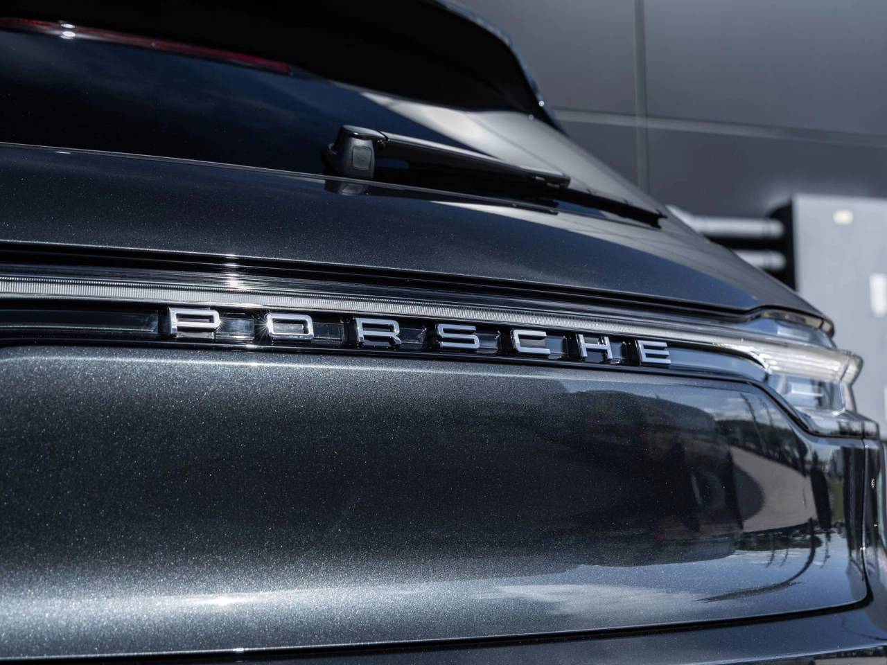2026 Porsche Macan AWD