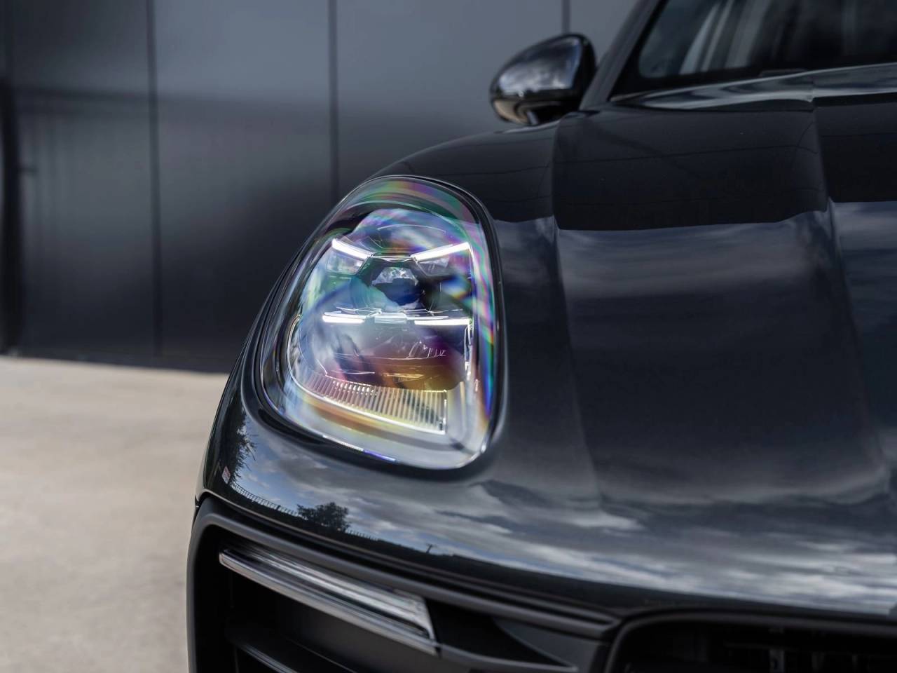 2026 Porsche Macan AWD