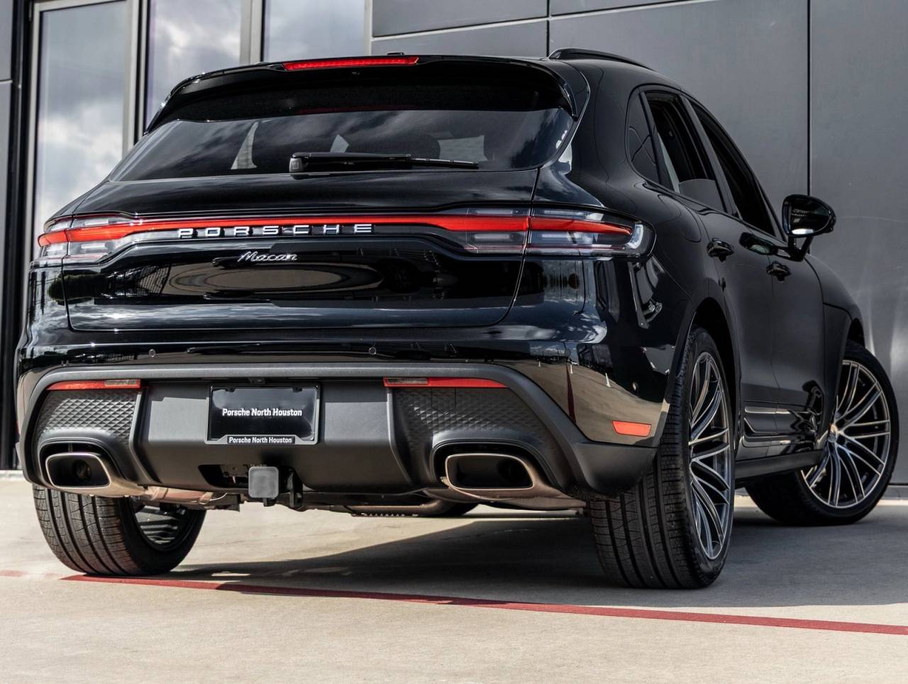 2026 Porsche Macan Macan