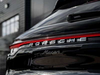 2026 Porsche Macan Macan