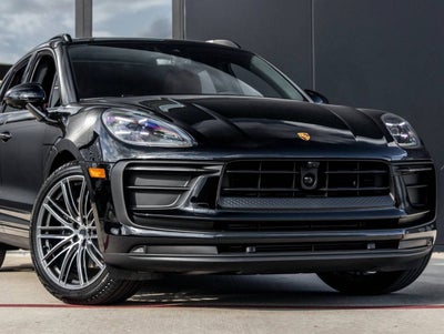 2026 Porsche Macan Macan