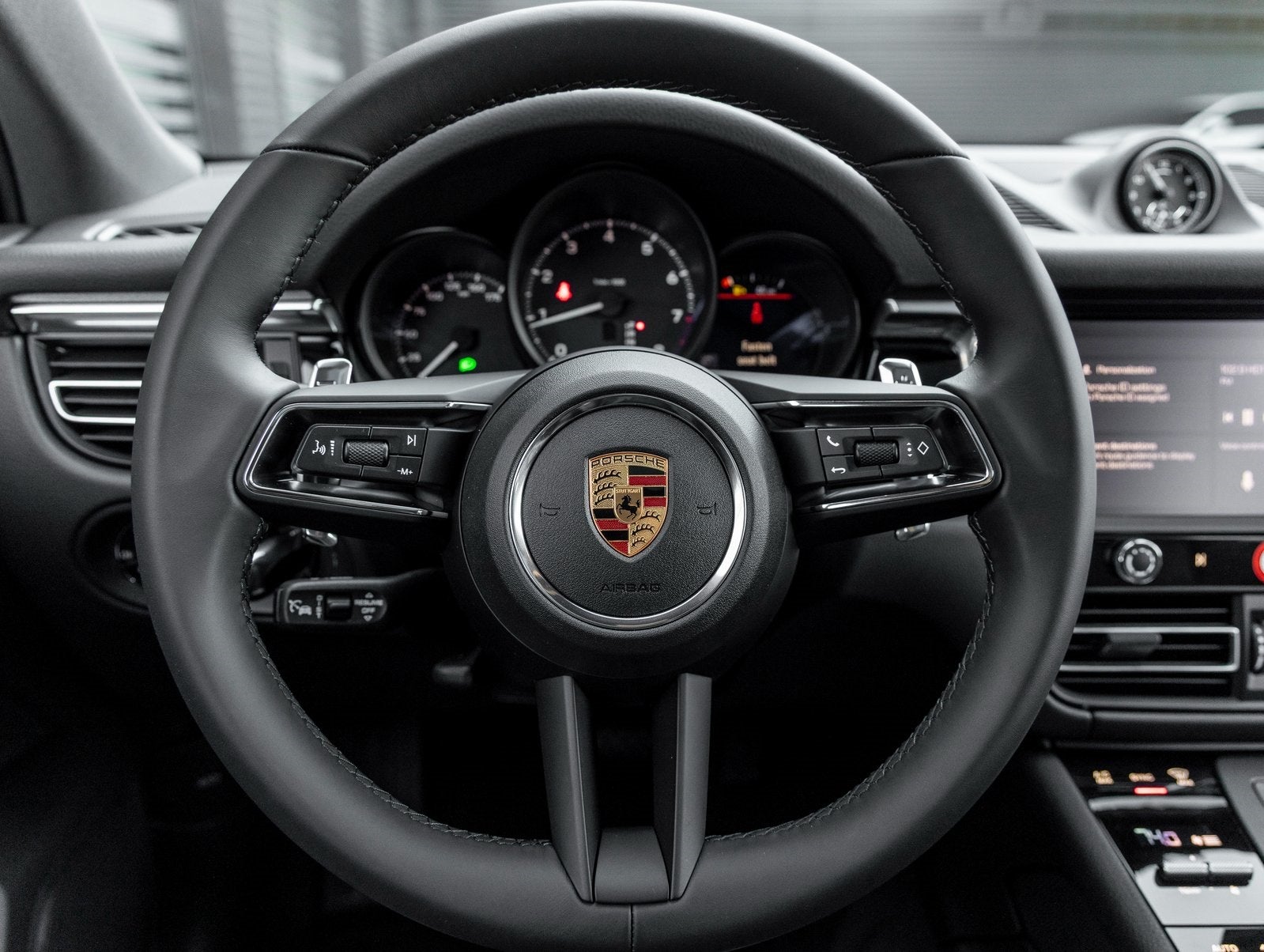 2026 Porsche Macan Macan