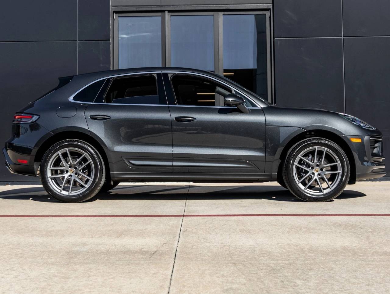 2026 Porsche Macan Macan
