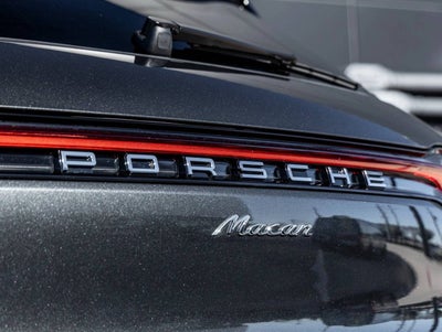 2026 Porsche Macan Macan