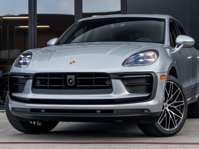 2026 Porsche Macan Macan