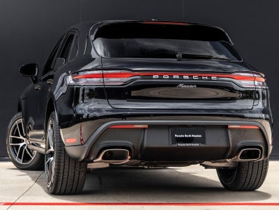 2026 Porsche Macan AWD