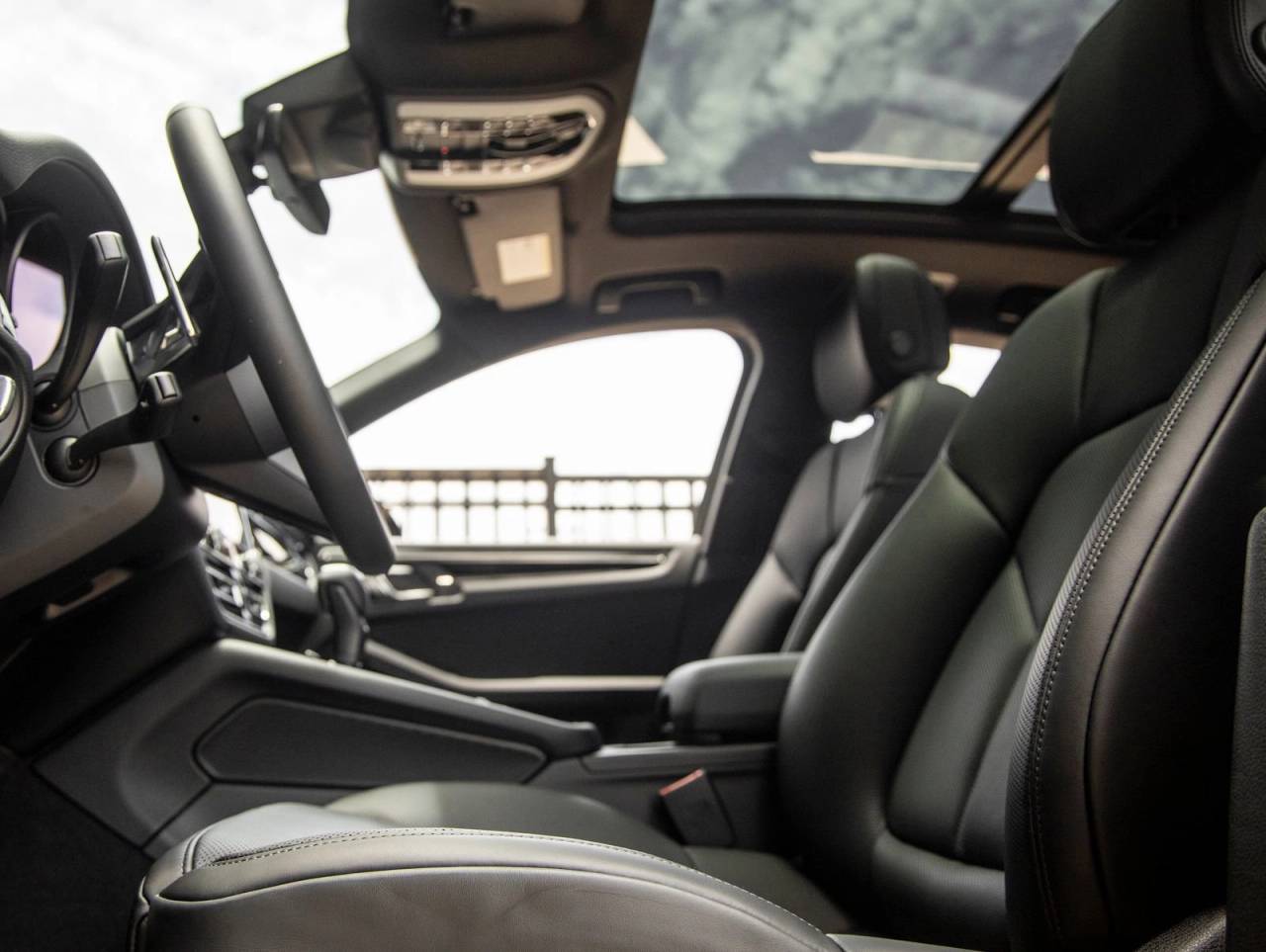 2026 Porsche Macan AWD