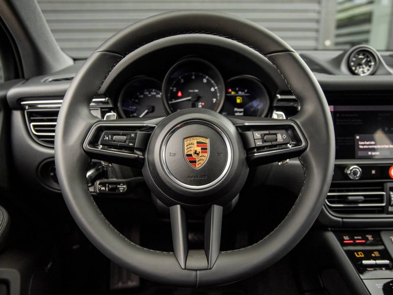 2026 Porsche Macan AWD
