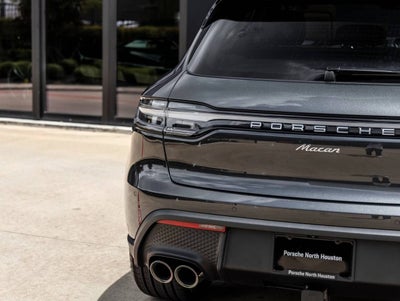 2026 Porsche Macan Macan