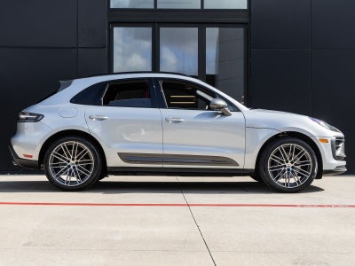 2026 Porsche Macan Macan T