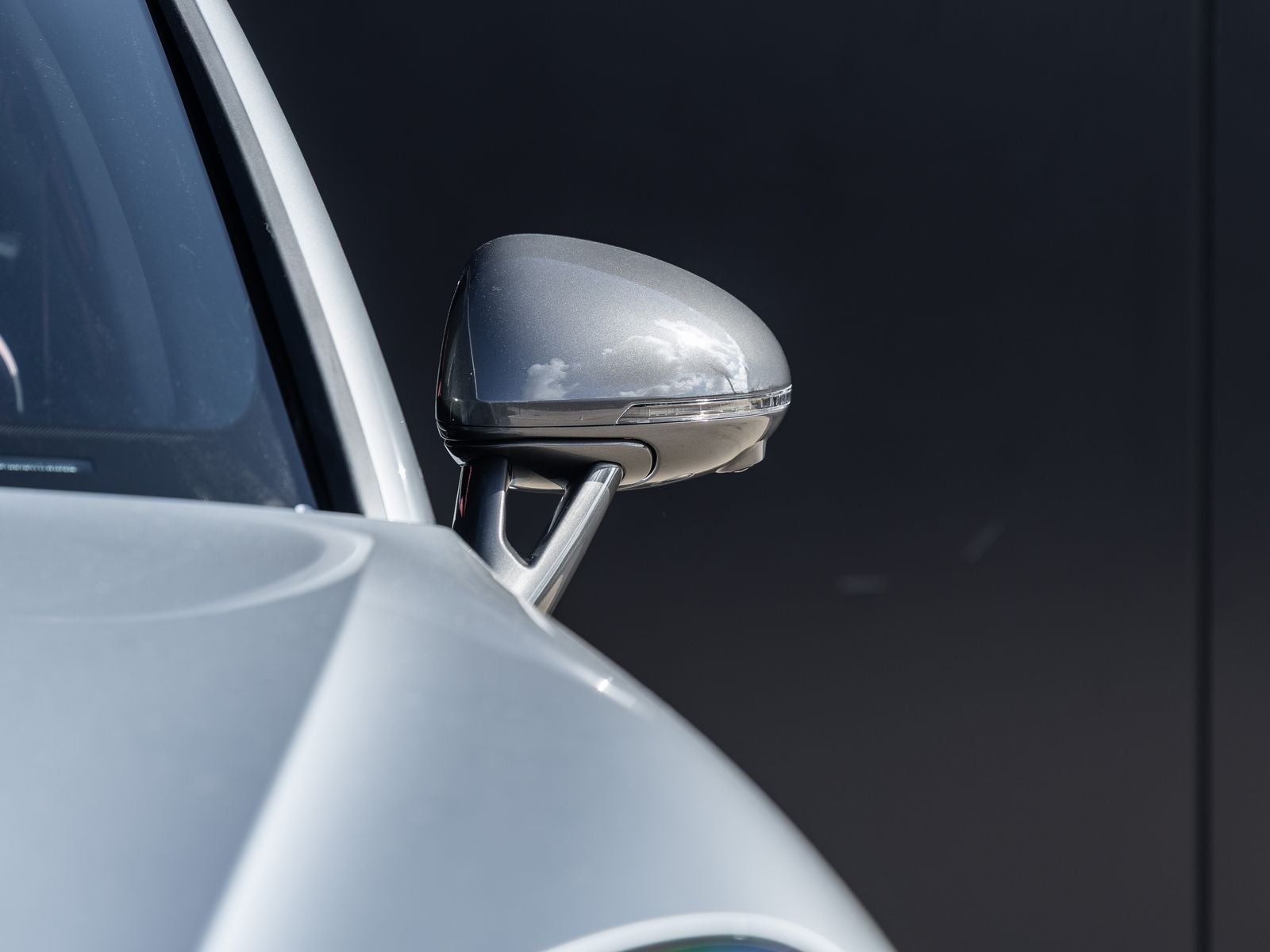 2026 Porsche Macan Macan T
