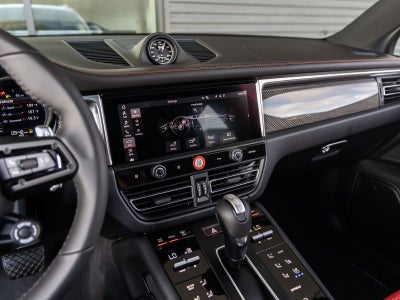 2026 Porsche Macan Macan T