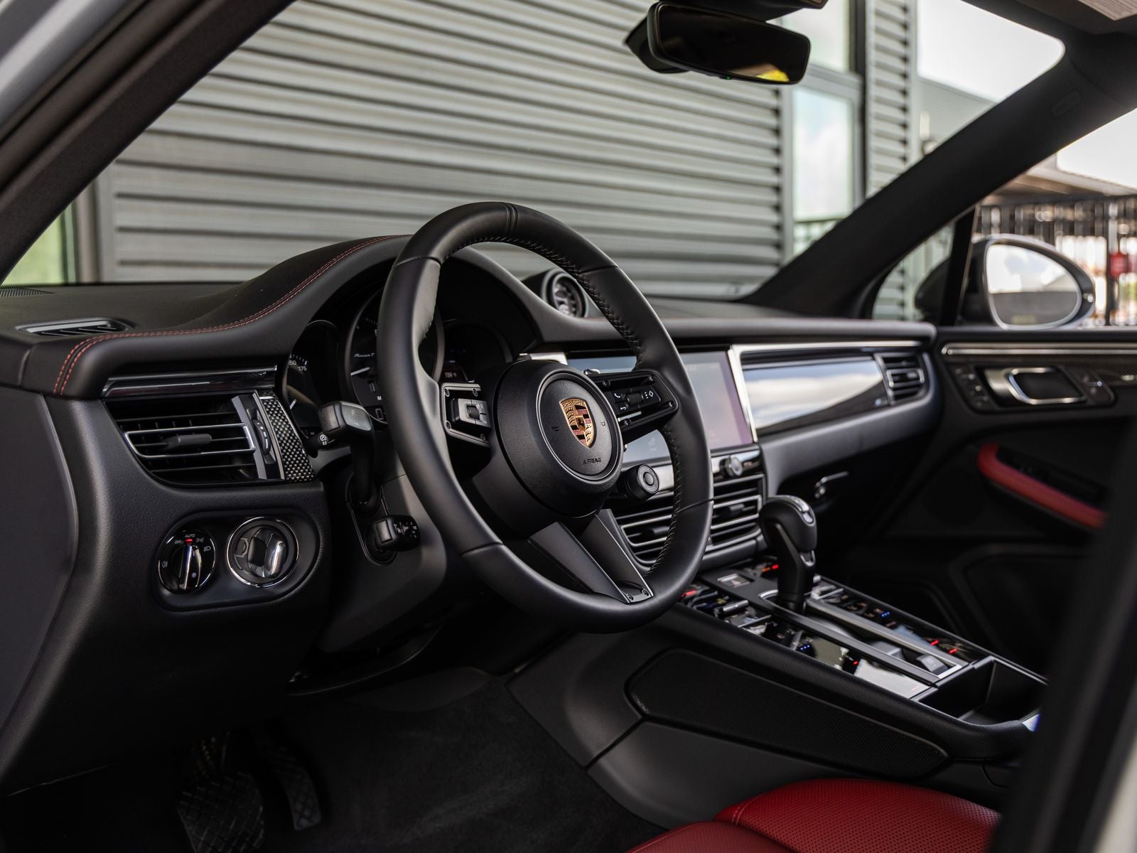 2026 Porsche Macan Macan T