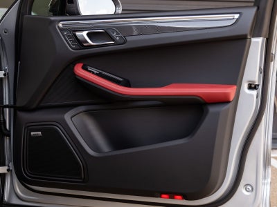 2026 Porsche Macan Macan T