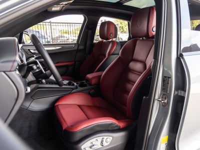 2026 Porsche Macan Macan T