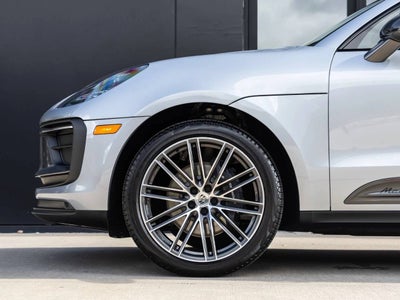 2026 Porsche Macan Macan T