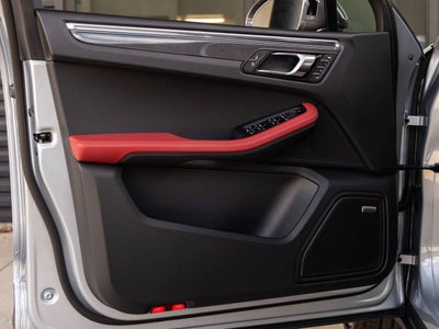 2026 Porsche Macan Macan T