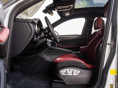 2026 Porsche Macan Macan T