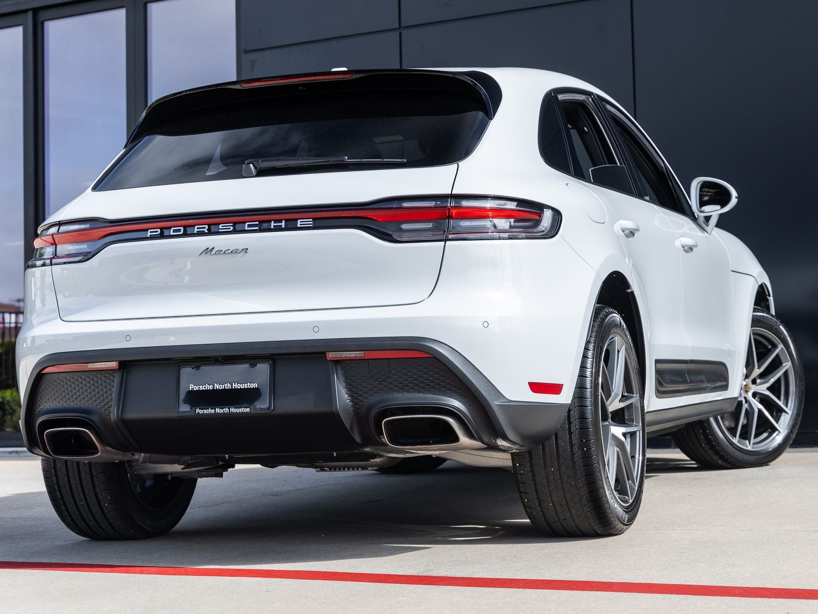 2026 Porsche Macan Macan