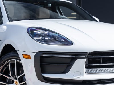 2026 Porsche Macan Macan