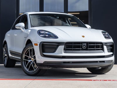 2026 Porsche Macan Macan