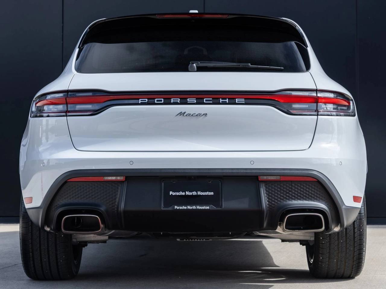 2026 Porsche Macan Macan