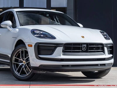 2026 Porsche Macan Macan