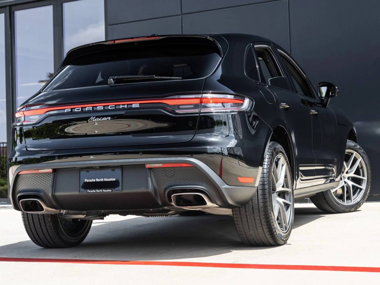 2026 Porsche Macan Macan