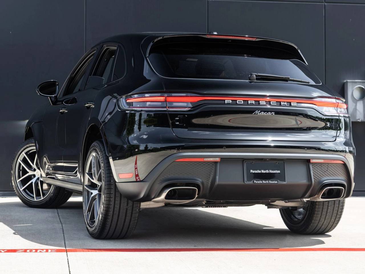 2026 Porsche Macan Macan