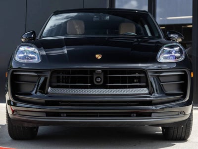 2026 Porsche Macan Macan