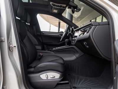 2026 Porsche Macan Macan T