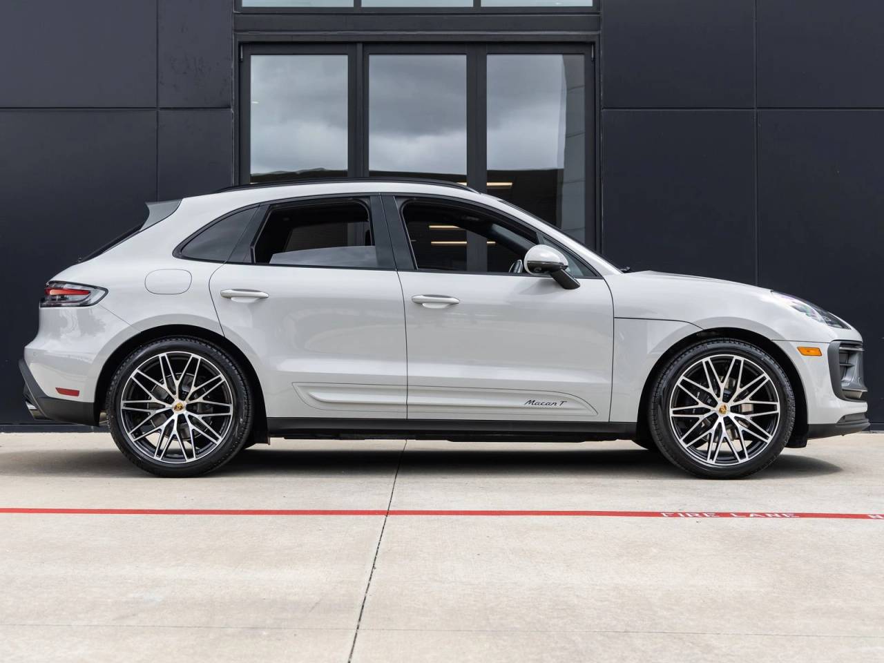 2026 Porsche Macan Macan T