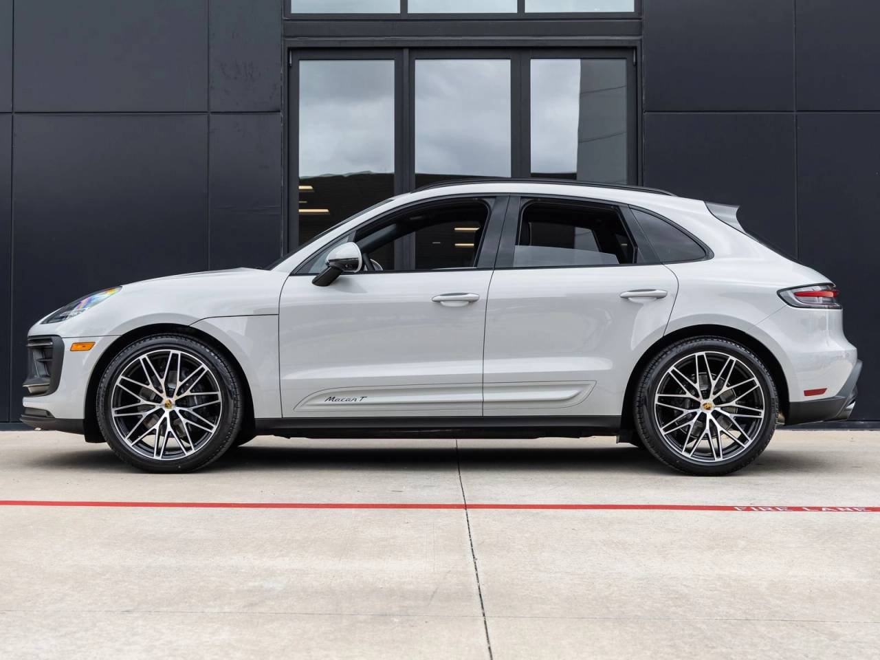 2026 Porsche Macan Macan T