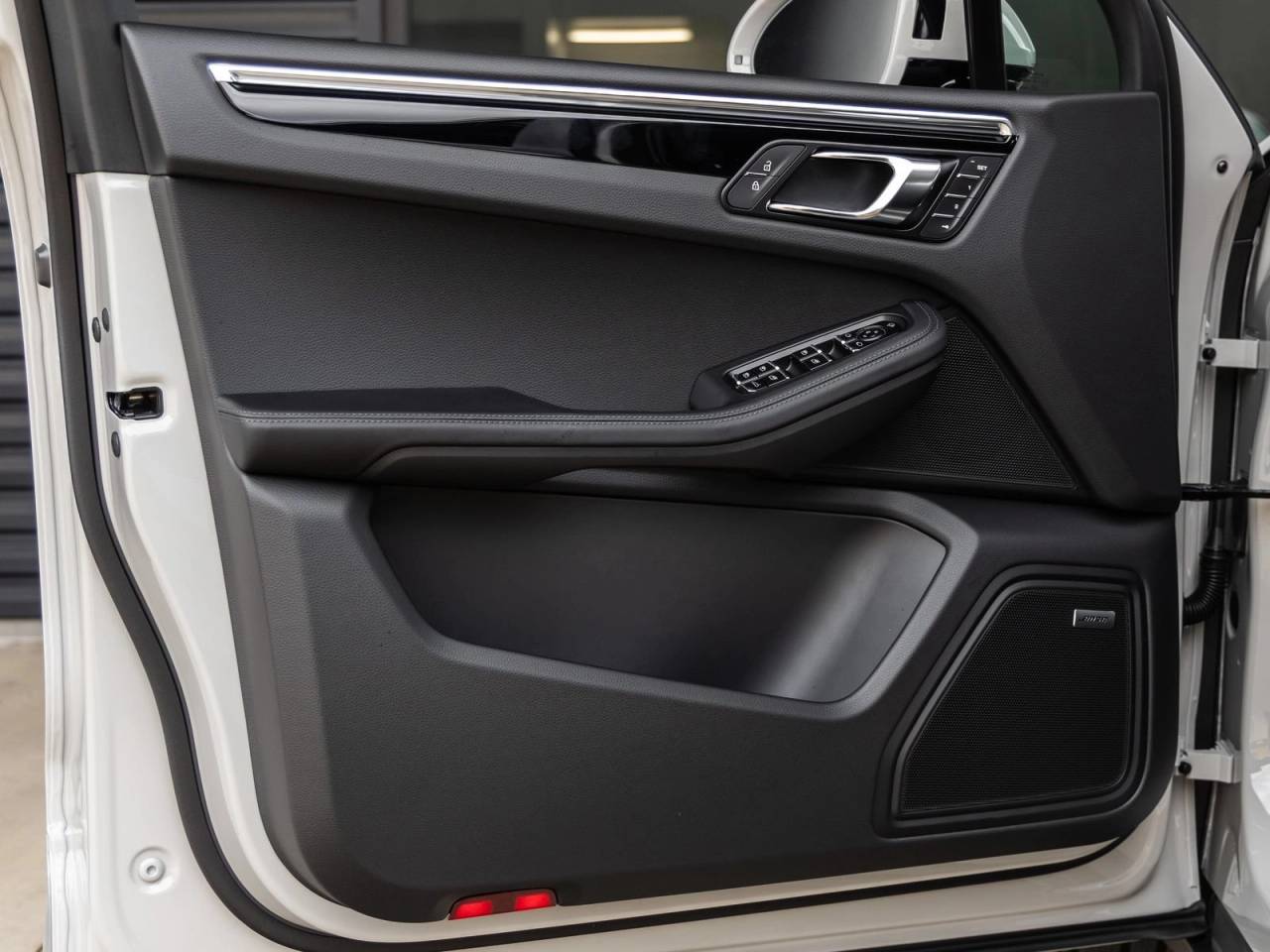 2026 Porsche Macan Macan T