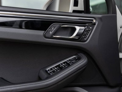 2026 Porsche Macan Macan T