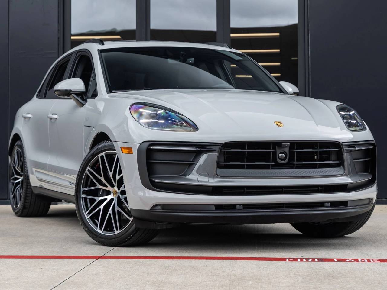 2026 Porsche Macan Macan T