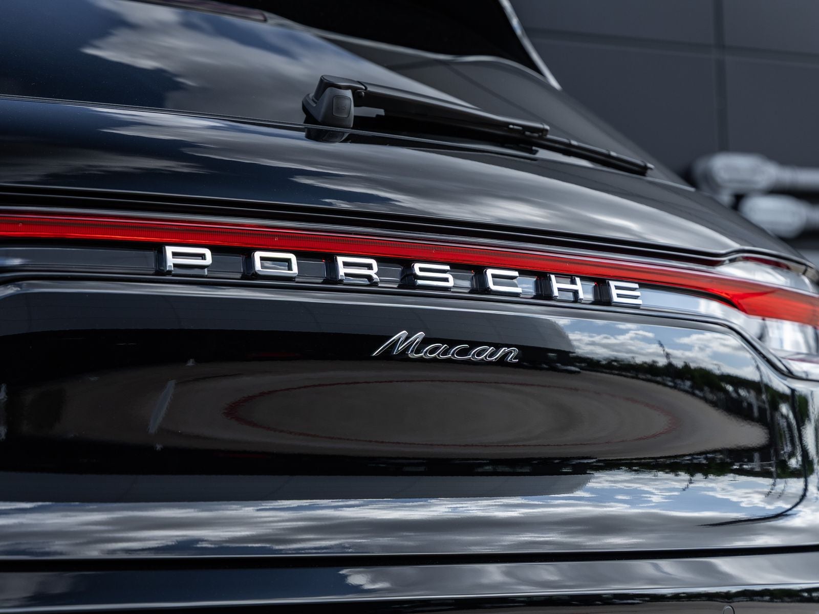 2026 Porsche Macan Macan