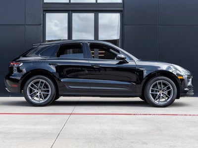 2026 Porsche Macan Macan