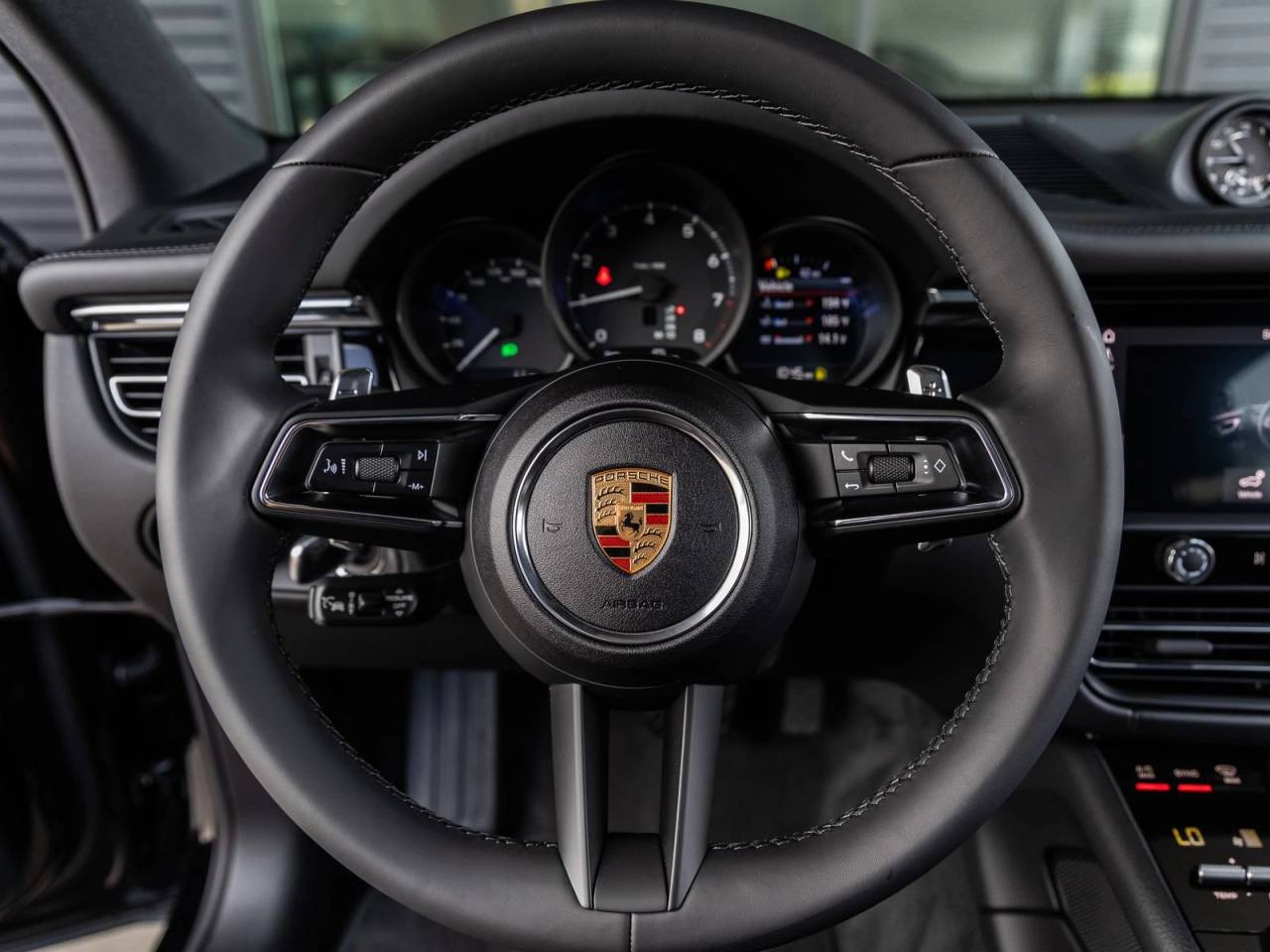2026 Porsche Macan Macan