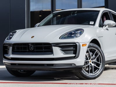 2026 Porsche Macan Macan