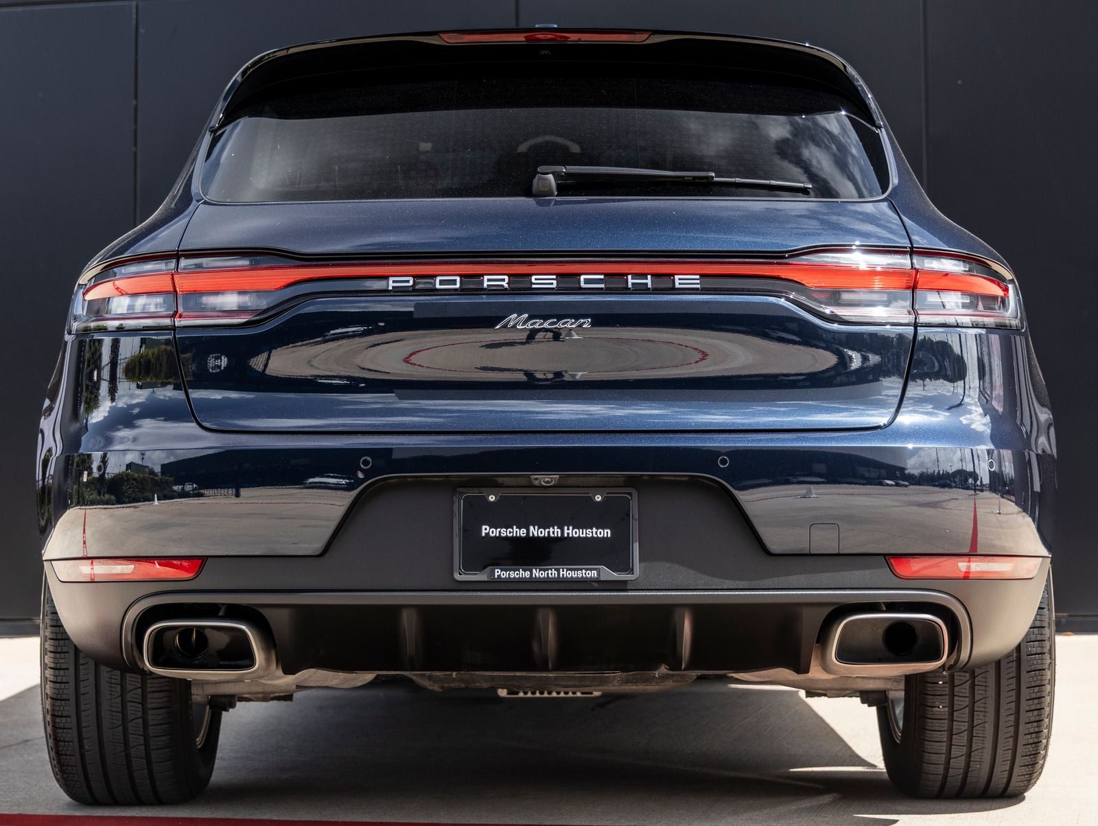 2021 Porsche Macan Macan