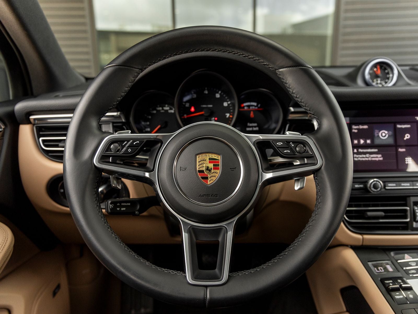 2021 Porsche Macan Macan