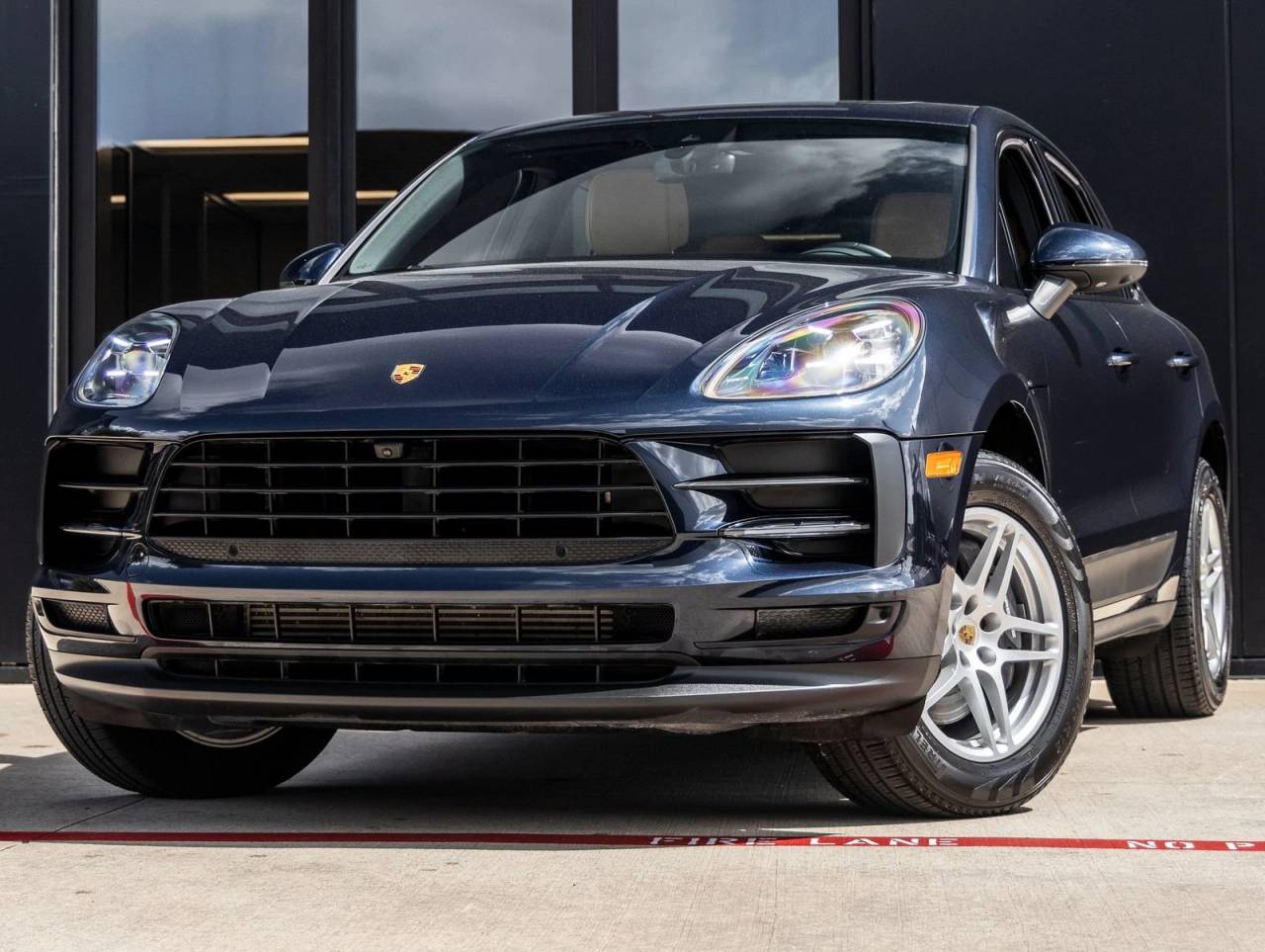 2021 Porsche Macan Macan