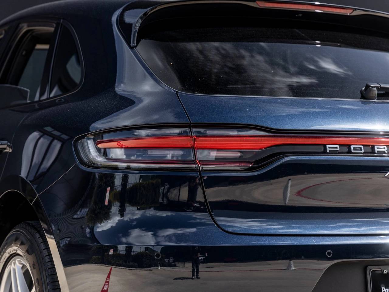 2021 Porsche Macan Macan