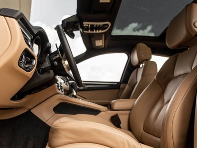 2021 Porsche Macan Macan