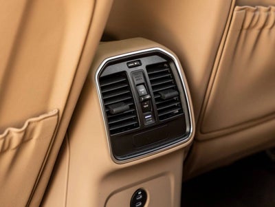 2021 Porsche Macan Macan