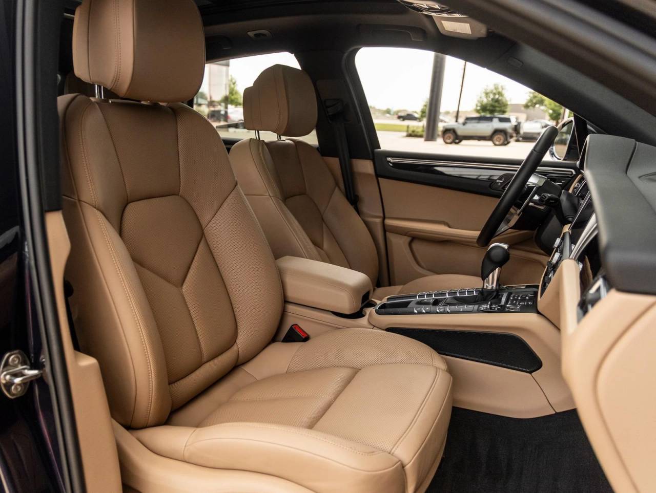 2021 Porsche Macan Macan