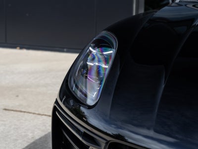 2023 Porsche Macan Macan T (MY23)